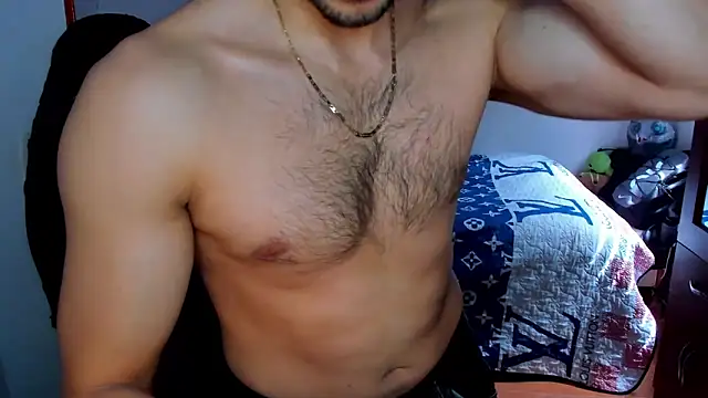 Snapshot of Tommy_Bred chatting on October 2, 2025, 6:22 pm Tommy Bred online show from October 2, 2025, 6:22 pm