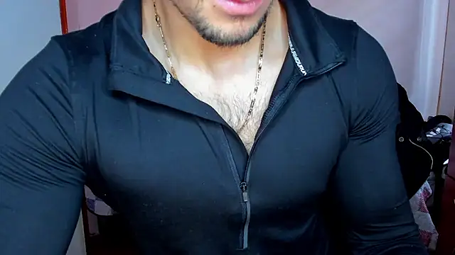 Snapshot of Tommy_Bred chatting on October 24, 2025, 5:01 pm Tommy Bred online show from October 24, 2025, 5:01 pm