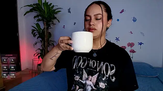 VICTORIABLACK xh online show from March 10, 2026, 7:29 pm