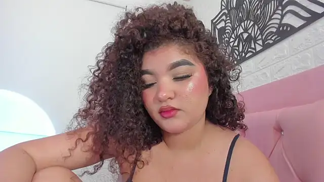 Snapshot of _ashley_doll chatting on January 21, 2025, 4:54 am ashley doll online show from January 21, 2025, 4:54 am