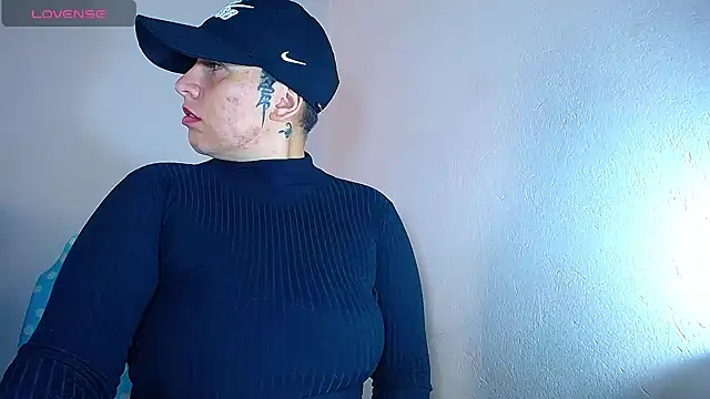 Snapshot of Yessi_rousse chatting on December 28, 2024, 3:37 pm Yessi rousse online show from December 28, 2024, 3:37 pm