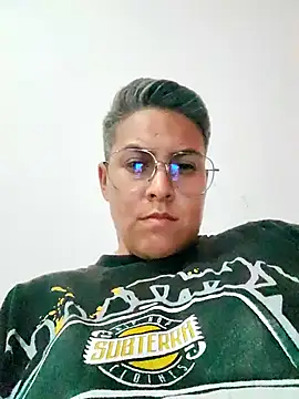 Yessi rousse online show from November 2, 2025, 10:26 pm