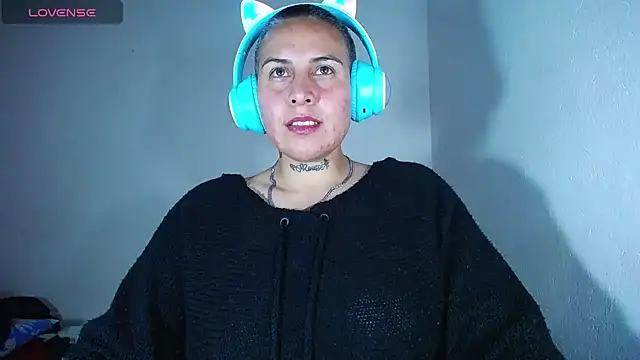 Snapshot of Yessi_rousse chatting on December 14, 2024, 7:18 am Yessi rousse online show from December 14, 2024, 7:18 am