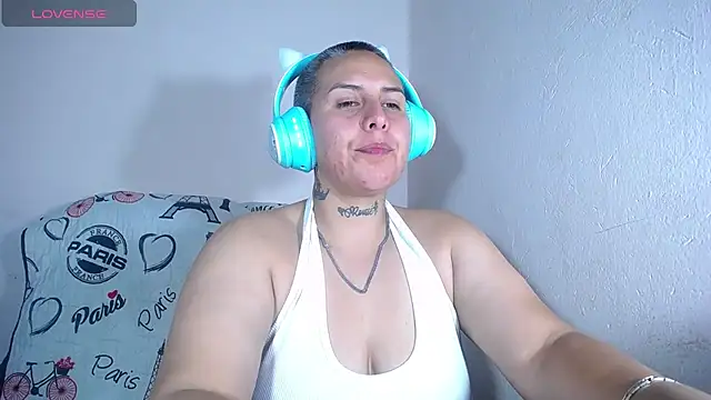 Snapshot of Yessi_rousse chatting on January 13, 2025, 4:50 am Yessi rousse online show from January 13, 2025, 4:50 am