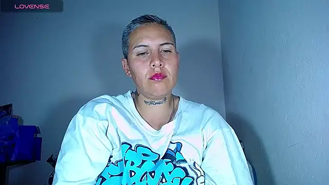 Snapshot of Yessi_rousse chatting on February 12, 2025, 7:13 am Yessi rousse online show from February 12, 2025, 7:13 am