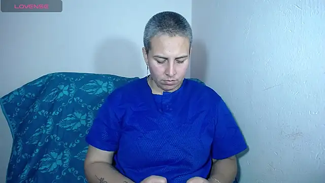 Snapshot of Yessi_rousse chatting on January 17, 2025, 9:50 pm Yessi rousse online show from January 17, 2025, 9:50 pm