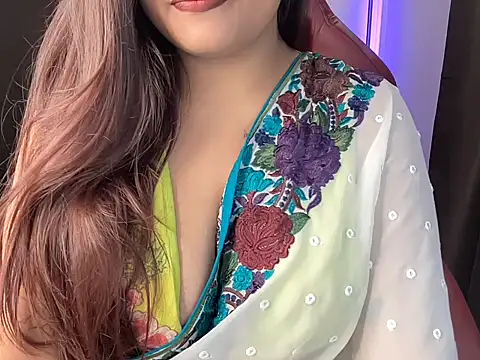 shanayaaa 1 online show from October 15, 2025, 8:17 pm