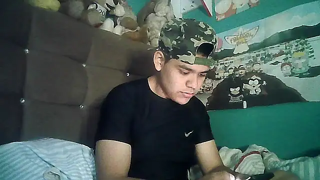 Snapshot of Valesh20 chatting on October 2, 2025, 11:08 pm Valesh20 online show from October 2, 2025, 11:08 pm