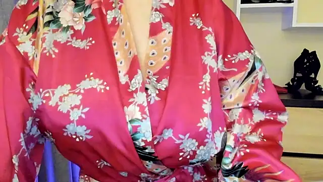 feliziaDesire online show from March 4, 2026, 2:25 pm