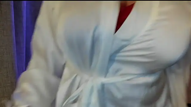 Snapshot of feliziaDesire chatting on September 26, 2025, 10:33 am feliziaDesire online show from September 26, 2025, 10:33 am