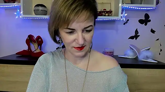 feliziaDesire online show from February 11, 2025, 1:41 pm