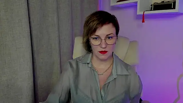 Snapshot of feliziaDesire chatting on May 19, 2026, 12:45 pm feliziaDesire online show from May 19, 2026, 12:45 pm
