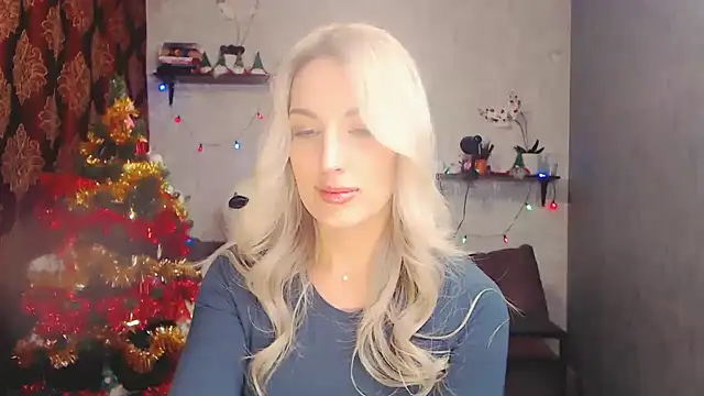 MillaXQueen online show from December 14, 2024, 1:27 pm