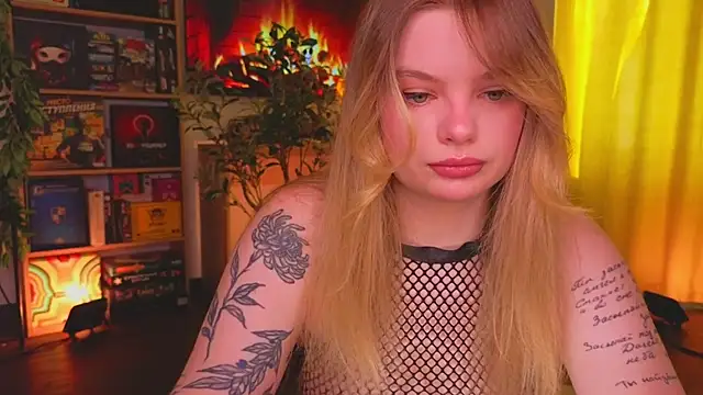 Snapshot of Hottie_Jane chatting on October 18, 2025, 9:22 am Hottie Jane online show from October 18, 2025, 9:22 am