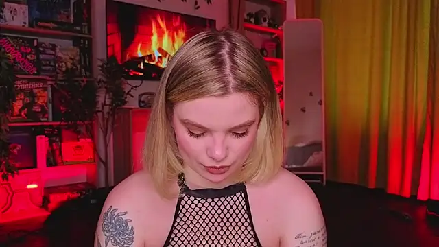 Hottie Jane online show from April 5, 2026, 10:44 am