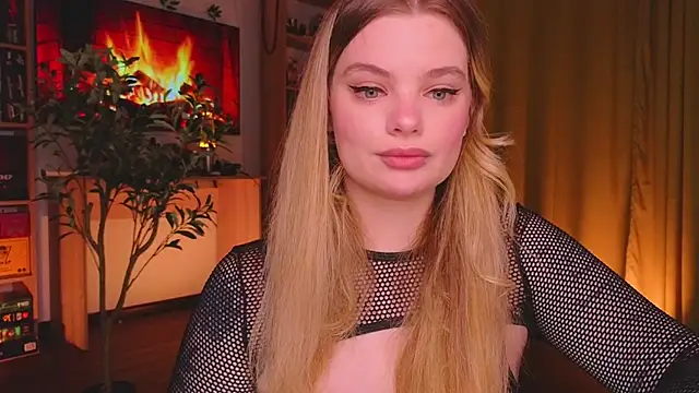 Snapshot of Hottie_Jane chatting on October 5, 2025, 7:15 pm Hottie Jane online show from October 5, 2025, 7:15 pm