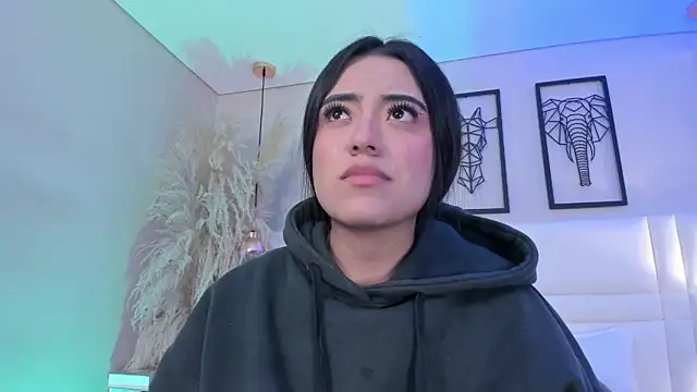 Rebeca jones online show from November 1, 2025, 1:16 pm