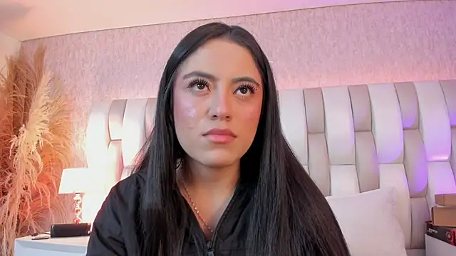 Rebeca jones online show from February 20, 2026, 12:07 pm