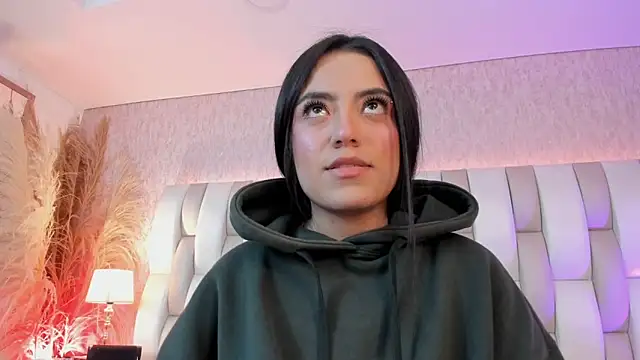 Rebeca jones online show from February 13, 2026, 12:16 pm