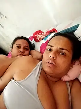 Snapshot of Rossestoner chatting on February 23, 2025, 9:37 pm Rossestoner online show from February 23, 2025, 9:37 pm