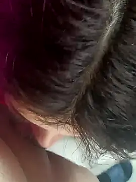 Snapshot of AntonellaAndMao chatting on October 4, 2025, 1:51 am AntonellaAndMao online show from October 4, 2025, 1:51 am