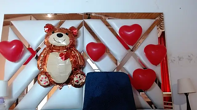 nathaly low1 online show from February 18, 2026, 12:45 pm