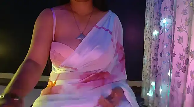 janifer001 online show from December 17, 2024, 1:18 am