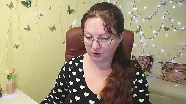 VanessaHotts online show from March 28, 2026, 6:03 am