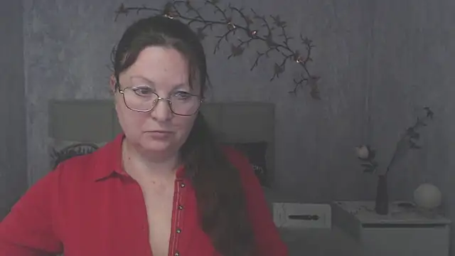 VanessaHotts online show from February 20, 2026, 6:48 am