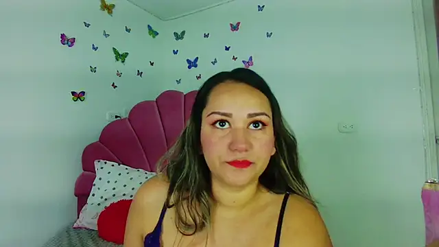 paula brausin online show from September 20, 2025, 2:33 pm