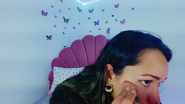 paula brausin online show from October 15, 2025, 7:55 pm