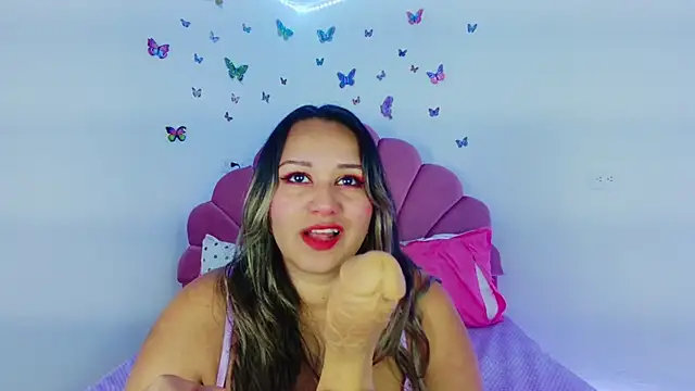 paula brausin online show from October 22, 2025, 12:54 am