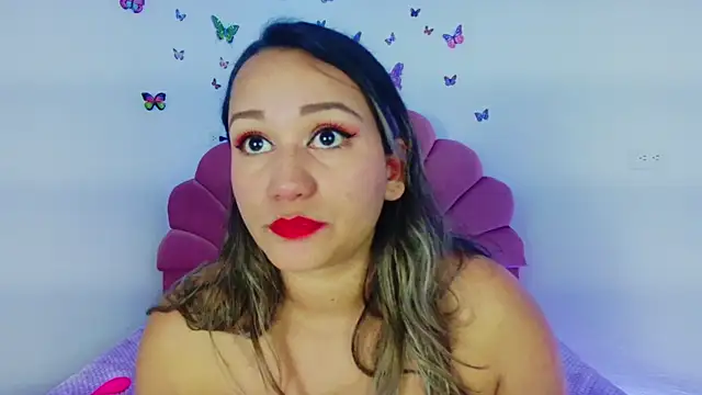 paula brausin online show from October 26, 2025, 1:39 am