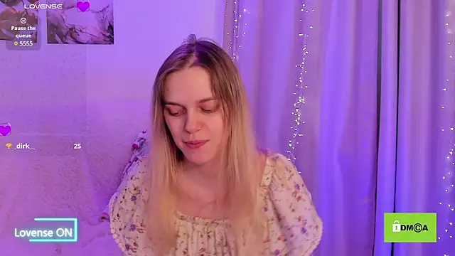 lady bellaa online show from February 12, 2025, 1:06 pm