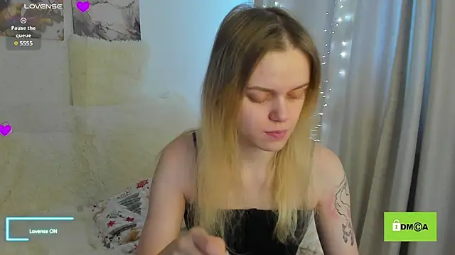 lady bellaa online show from February 8, 2025, 8:09 am