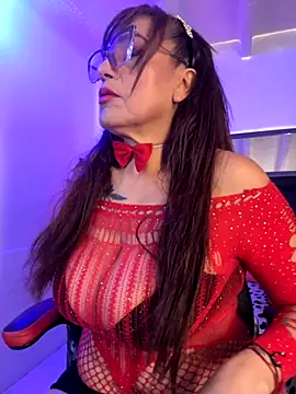 lonely shewolf online show from November 15, 2025, 5:17 pm