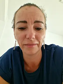 Snapshot of milflovelyxxx chatting on July 12, 2026, 1:23 pm milflovelyxxx online show from July 12, 2026, 1:23 pm
