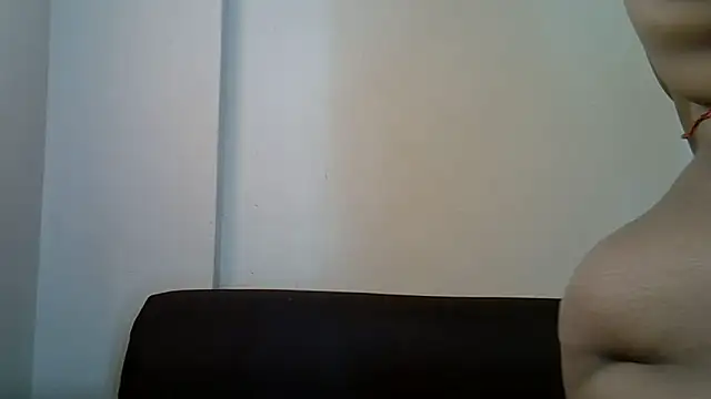 AddictiveAssCurves online show from April 28, 2026, 8:41 am