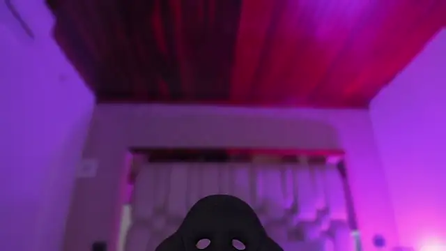 Emmily Savage online show from March 14, 2026, 11:38 am