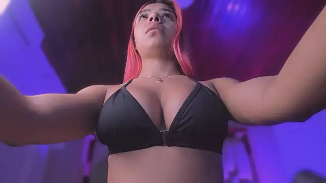 Emmily Savage online show from March 30, 2026, 12:17 pm