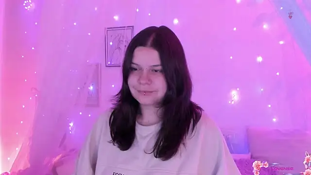 Mey moon online show from September 12, 2025, 2:34 am