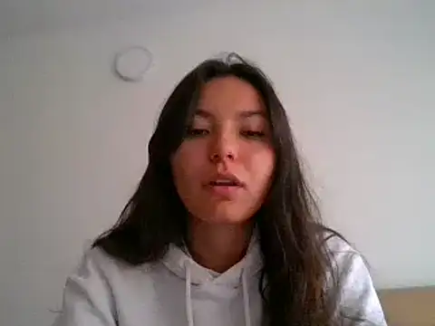  andygirl online show from November 24, 2025, 8:20 pm