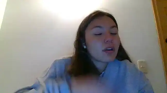 Snapshot of _andygirl chatting on March 14, 2025, 5:38 am andygirl online show from March 14, 2025, 5:38 am