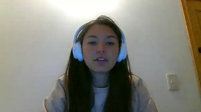 Snapshot of _andygirl chatting on March 15, 2025, 1:08 am andygirl online show from March 15, 2025, 1:08 am