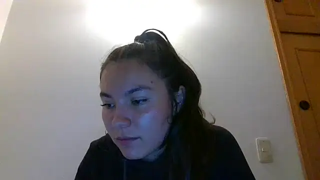 Snapshot of _andygirl chatting on February 27, 2025, 12:14 am andygirl online show from February 27, 2025, 12:14 am