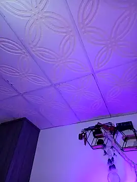 Piafisher1 online show from September 25, 2025, 1:11 am