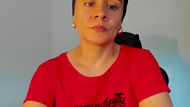 Sami Hotie1 online show from December 1, 2025, 9:26 pm