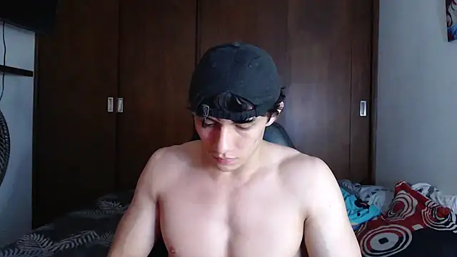 Snapshot of aresholland chatting on December 12, 2024, 10:52 pm aresholland online show from December 12, 2024, 10:52 pm