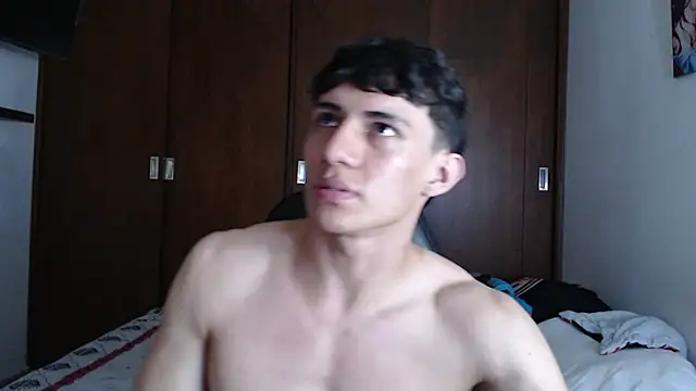 Snapshot of aresholland chatting on February 28, 2025, 1:37 am aresholland online show from February 28, 2025, 1:37 am