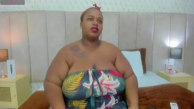 KiaraBrownn online show from February 12, 2025, 11:40 am